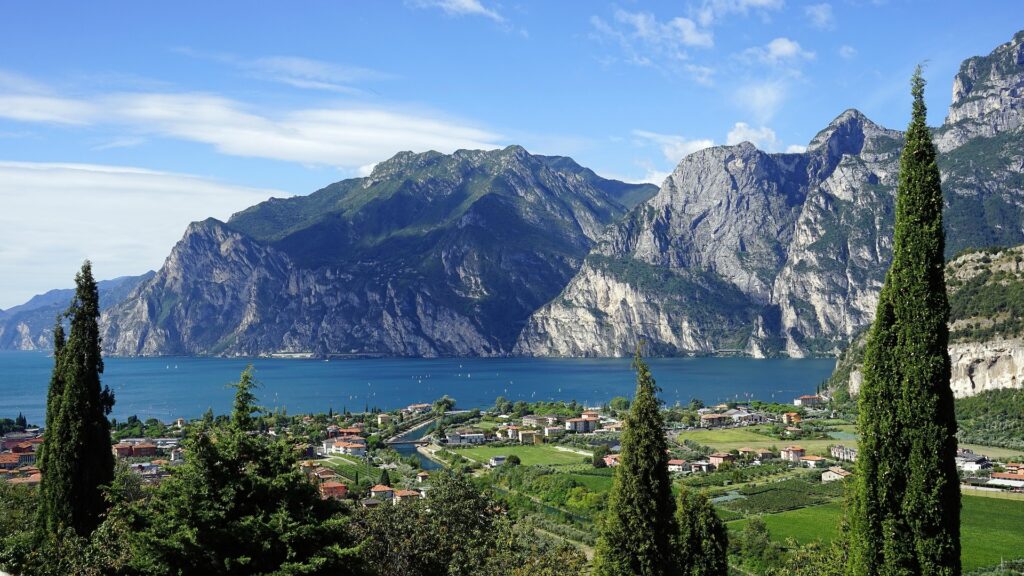 immagine del lago di garda